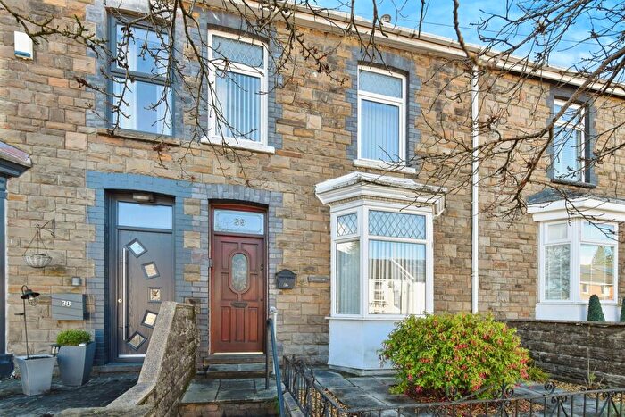 3 Bedroom Terraced House For Sale In Cemetery Road, Aberdare, CF44