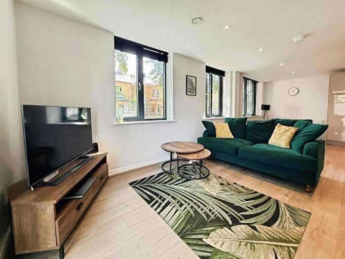 1 Bedroom Flat To Rent In Penleys Grove Street, York, YO31