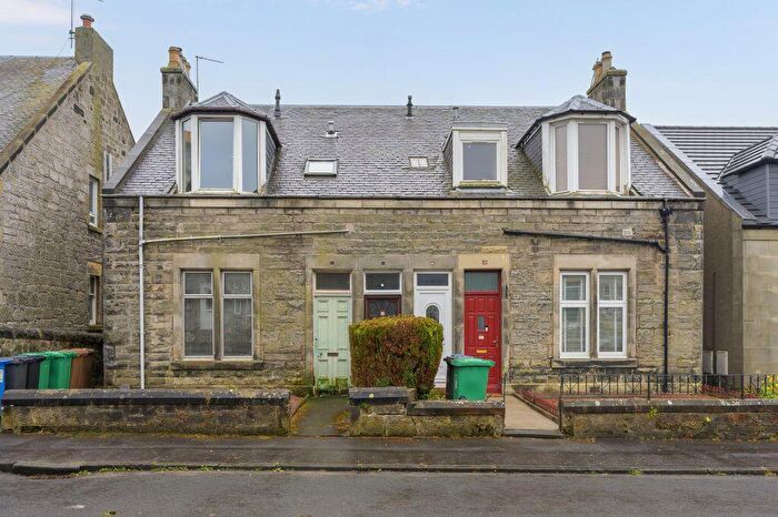 2 Bedroom Flat For Sale In Dewar Street, Dunfermline, KY12
