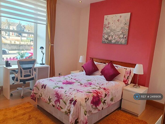 Studio To Rent In Holburn Street, Aberdeen, AB10