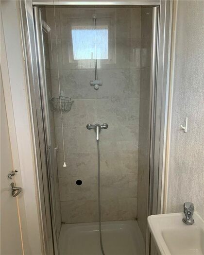 5 Bedroom Semi-Detached House To Rent In Guildford Park Avenue, Guildford, Surrey, GU2
