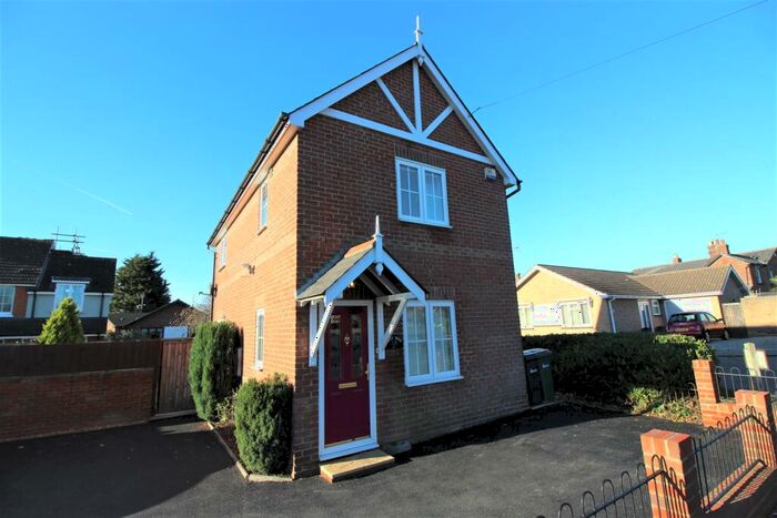 2 Bedroom House To Rent In Maldon Road, Chelmsford, CM3