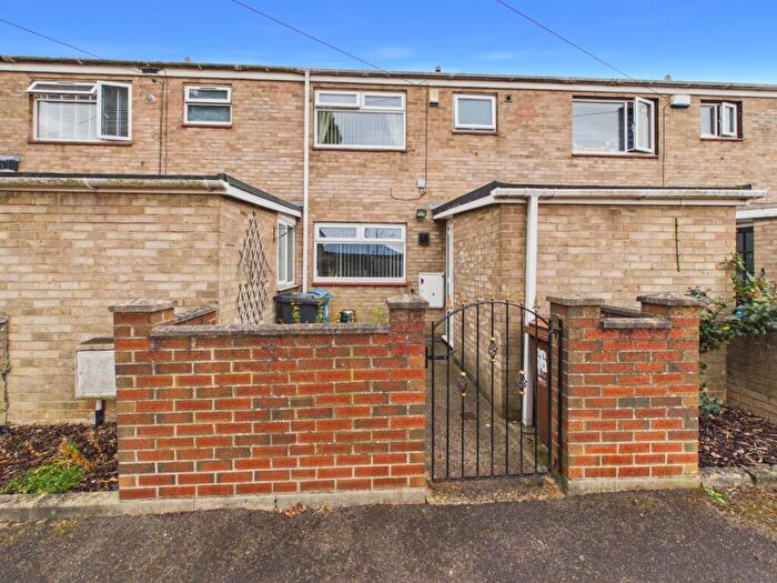 3 Bedroom Terraced House For Sale In Weymouth Close, Kingston Upon Hull, City Of Kingston Upon Hull, HU7