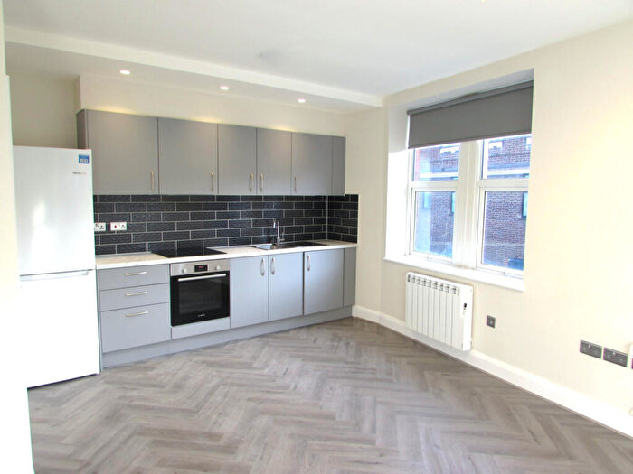 2 Bedroom Flat To Rent In Moriah Court, Palmerston Road, Harrow Wealdstone, Middlesex, HA3
