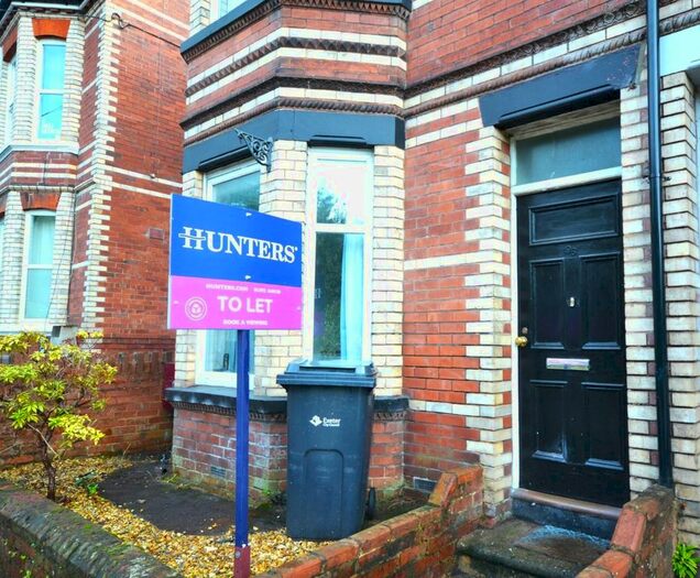 4 Bedroom End Of Terrace House To Rent In Magdalen Road, Exeter, EX2