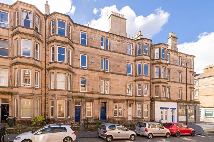 2 Bedroom Flat To Rent In Temple Park Crescent, Polwarth, Edinburgh, EH11