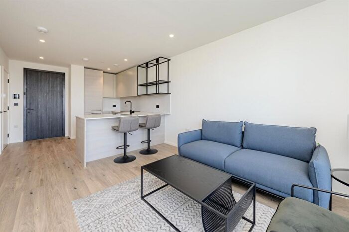 1 Bedroom Apartment To Rent In Barnacle House, Heron Wharf, E14