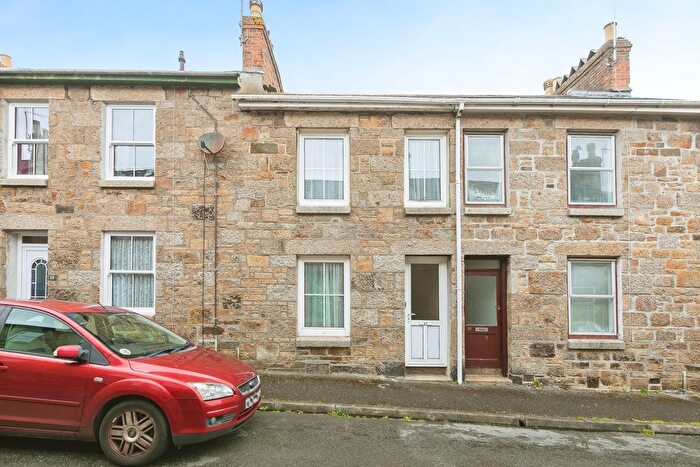 3 Bedroom Terraced House For Sale In Gwavas Street, Penzance, Cornwall, TR18