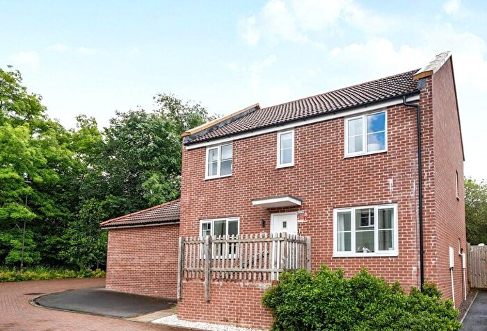 4 Bedroom Detached House For Sale In Fossebridge Place, Cheltenham, Gloucestershire, GL52