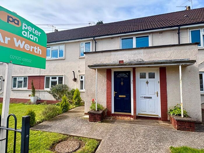 2 Bedroom Maisonette For Sale In Morris Avenue, Llanishen, Cardiff, CF14