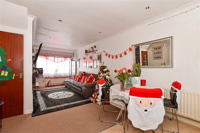 2 Bedroom Terraced House For Sale In East Park, Crawley, West Sussex, RH10