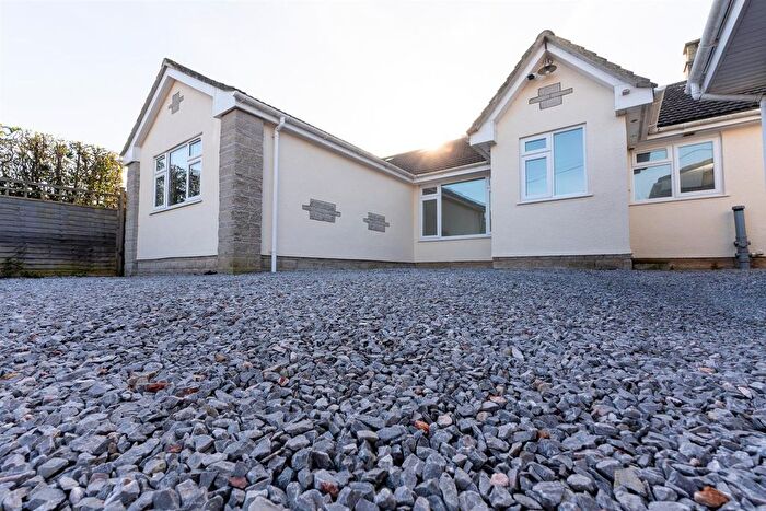 4 Bedroom Detached Bungalow For Sale In Station Road, Hatch Beauchamp, Taunton, TA3