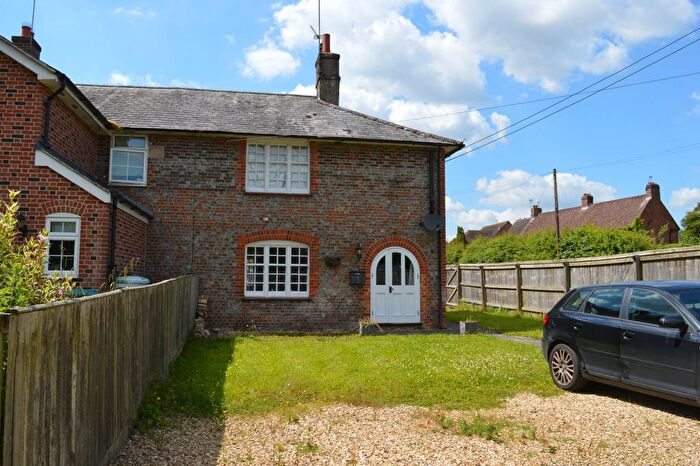 3 Bedroom Semi-Detached House To Rent In Waldron Cottages, Shefford Woodlands, RG17