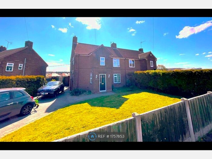 3 Bedroom Semi-Detached House To Rent In Radford Street, Worksop, S80