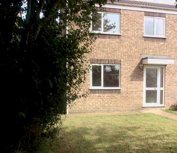 3 Bedroom House To Rent In Daffodil Walk, Lowestoft, NR33