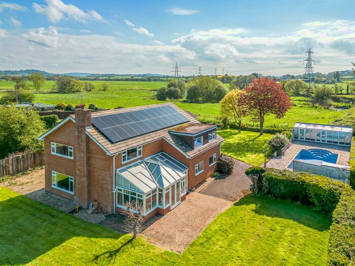 4 Bedroom Detached House For Sale In Stoke Canon, Exeter, EX5