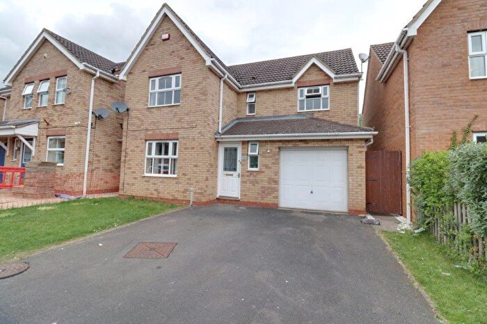 4 Bedroom Detached House To Rent In Merrivale Close, Kettering, NN15
