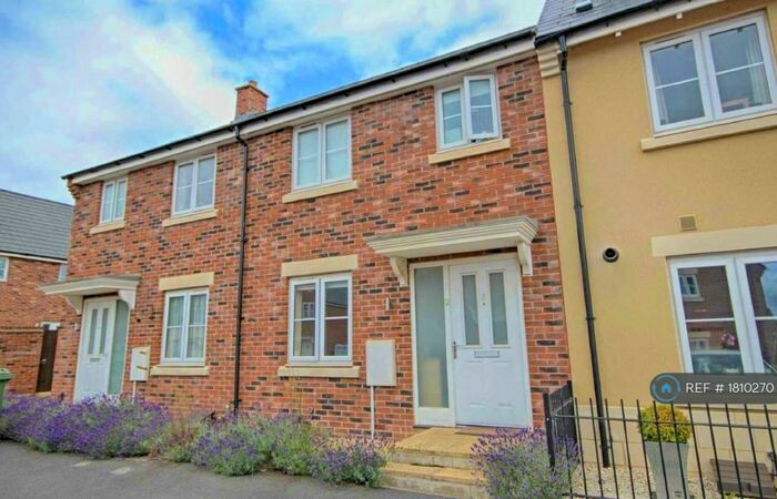 3 Bedroom Terraced House To Rent In Huntlowe Close, Bishops Cleeve, Cheltenham, GL52