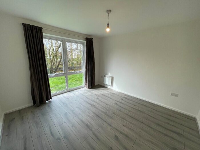 2 Bedroom Apartment To Rent In Edwin Court, Bridgewater Park, Eccles, Greater Manchester, M30