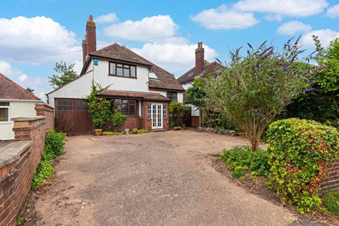 3 Bedroom Detached House For Sale In Rugby Road, Cubbington, Leamington Spa, CV32