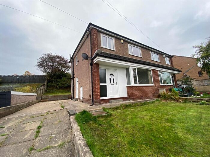 3 Bedroom Semi Detached House To Rent In Greenside Avenue, Waterloo, Huddersfield, HD5