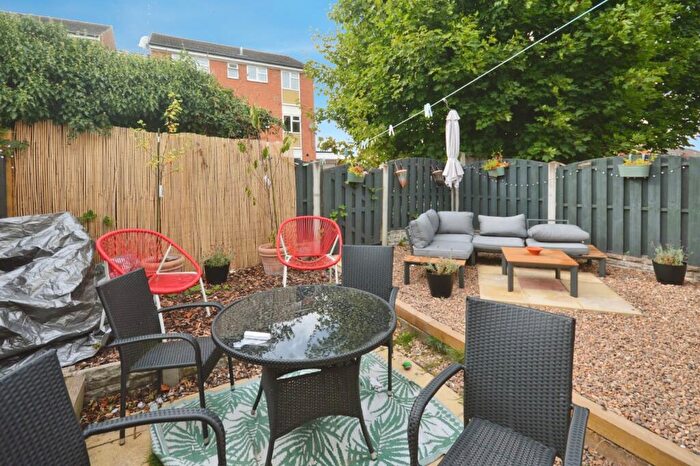 3 Bedroom Semi Detached House For Sale In Hassop Road, Staveley, Chesterfield, Derbyshire, S43