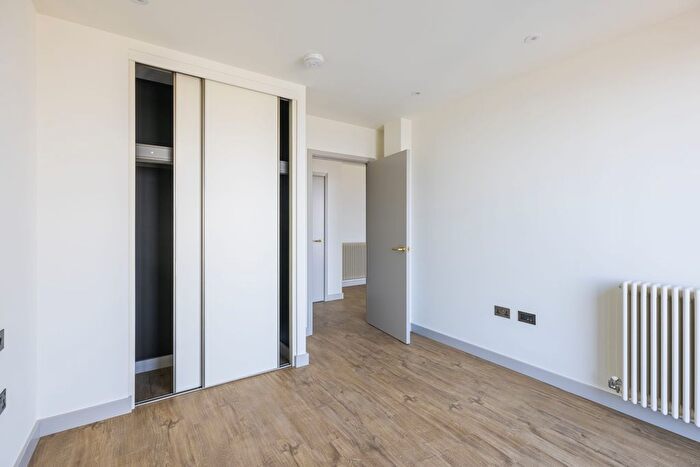 1 Bedroom Flat To Rent In The Eades, Selborne Road, London, E17