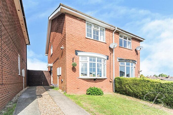 2 Bedroom Semi-Detached House For Sale In Acorn Ridge, Shirebrook, Mansfield, NG20