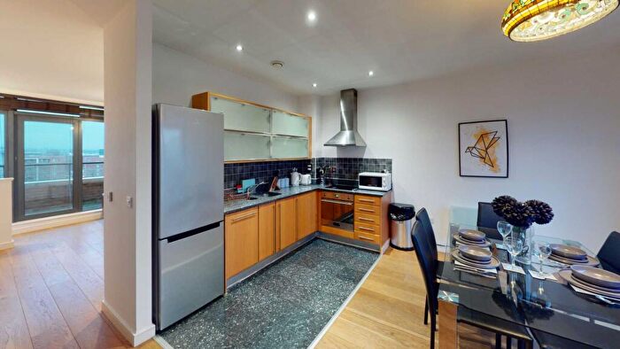 2 Bedroom Apartment To Rent In Tradewind Square, Liverpool, L1