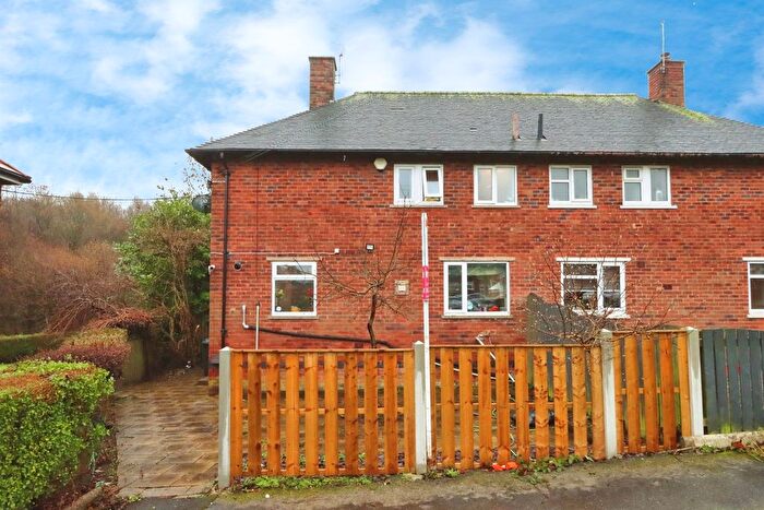 3 Bedroom Semi Detached House For Sale In Delves Avenue, Hackenthorpe, Sheffield, S12