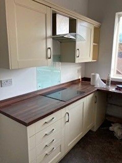 2 Bedroom Flat To Rent In A High Street, Maltby, Rotherham, S66