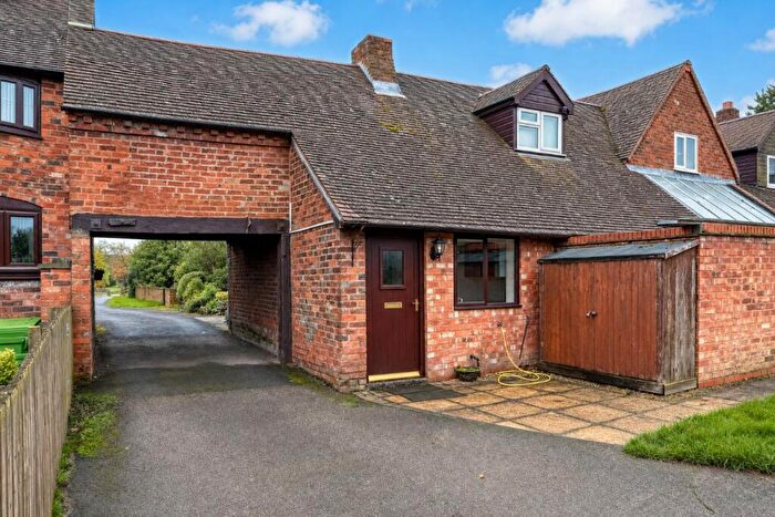 1 Bedroom Apartment To Rent In Park Farm, Kidderminster Road, Dodford, Bromsgrove, B61