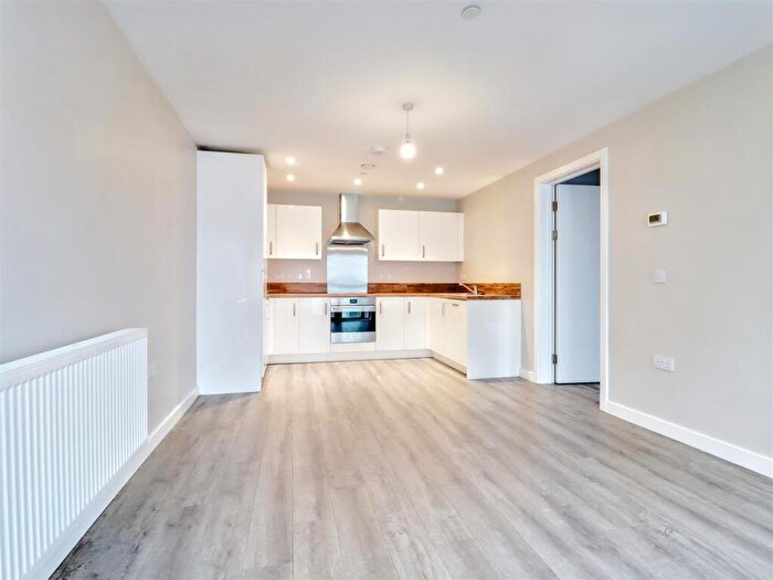 2 Bedroom Apartment To Rent In Canary Quay, Norwich, NR1