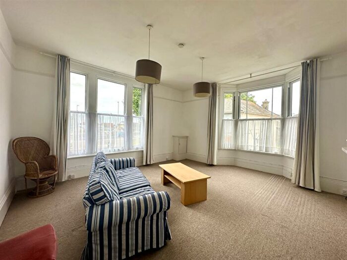 2 Bedroom Flat To Rent In Bridge Street, Newhaven, BN9