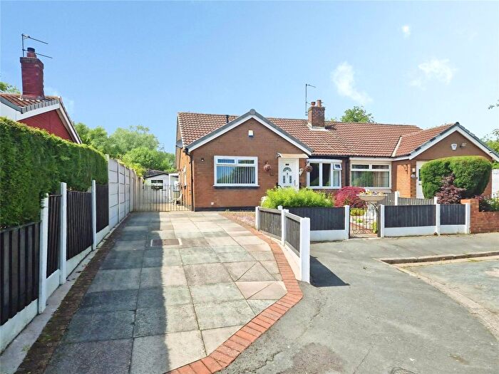 2 Bedroom Bungalow For Sale In Westmeade Road, Worsley, Manchester, Greater Manchester, M28
