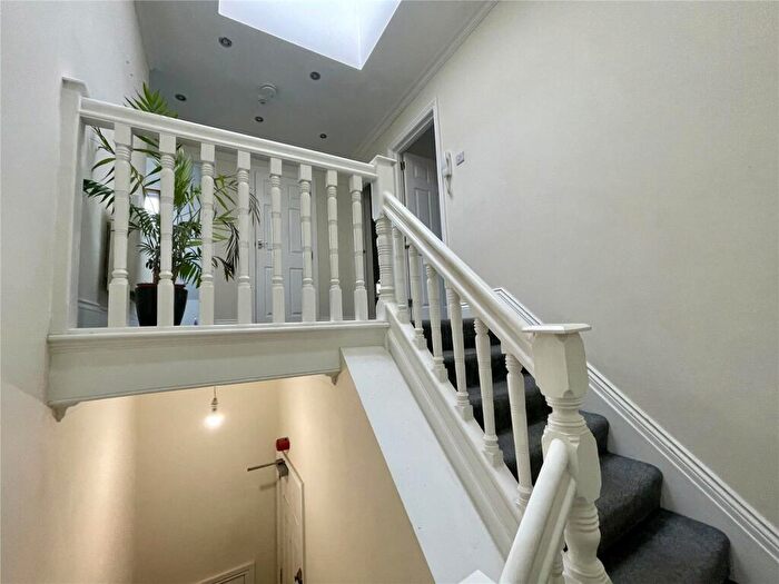 2 Bedroom Apartment To Rent In Campbell Road, Bournemouth, Dorset, BH1
