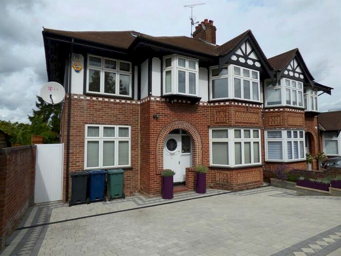 5 Bedroom Semi-Detached House To Rent In Sandall Road, London, W5