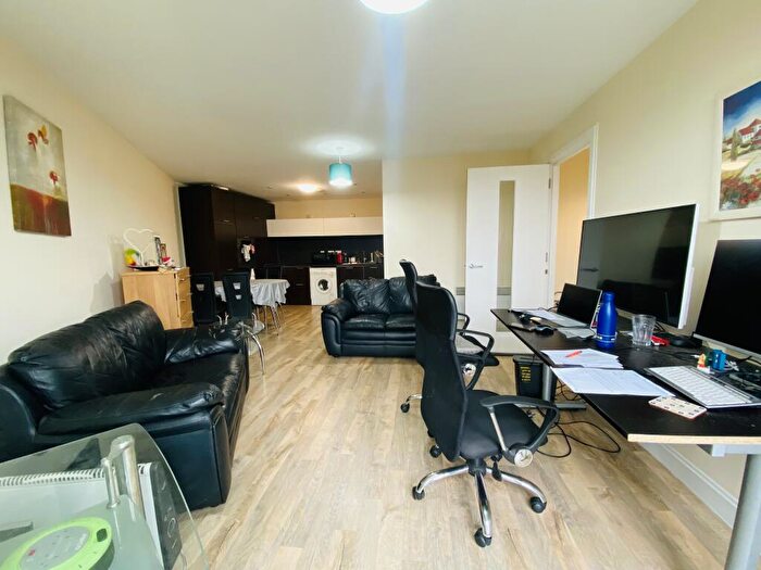 2 Bedroom Apartment To Rent In Southside, St Johns Walk, Birmingham, B5
