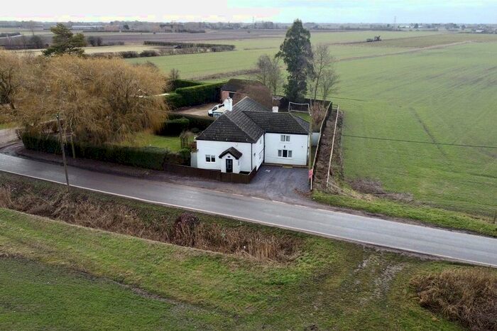 4 Bedroom Detached House For Sale In Holmes Road, Kirton Holme, Boston, PE20