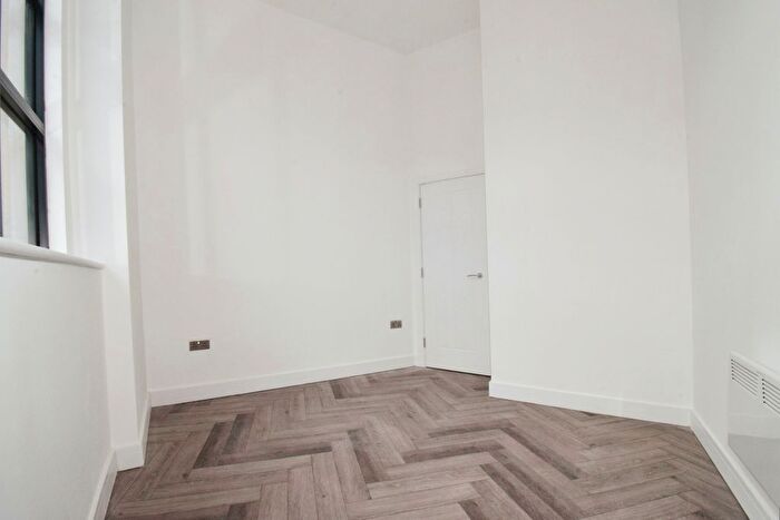 1 Bedroom Flat For Sale In Canal Street, Wigston, Leicestershire, LE18