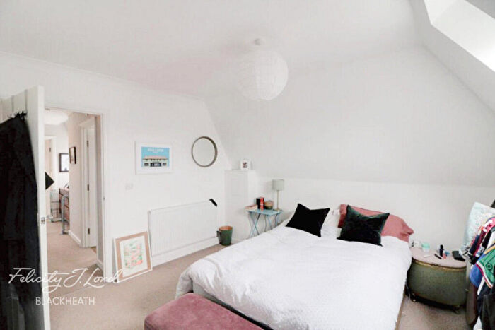 1 Bedroom Apartment To Rent In Albion Way, London, SE13