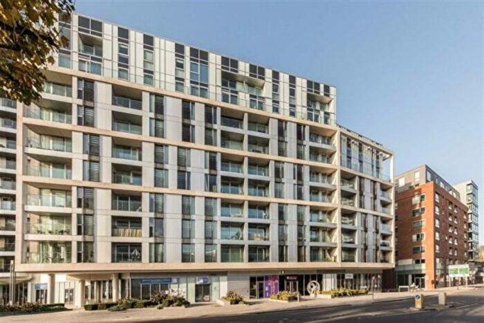 1 Bedroom Flat To Rent In Aurora Apartments, Wandsworth, Buckhold Road, London, SW18
