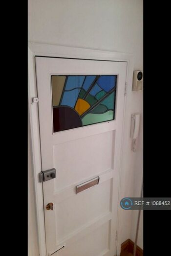 1 Bedroom Flat To Rent In Thornhill Court, Crouch End, N8