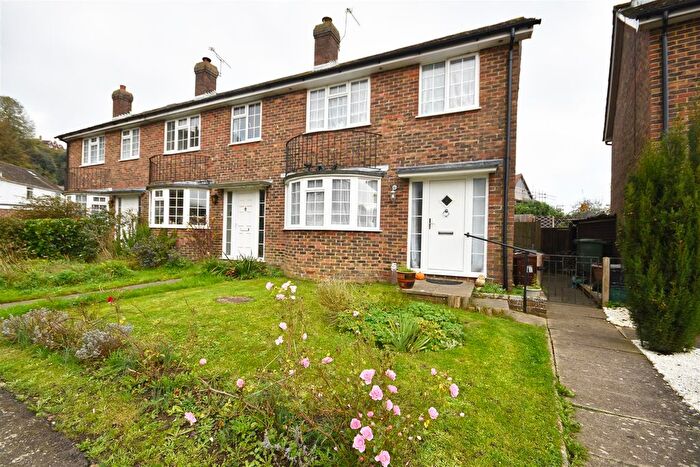 3 Bedroom Semi-Detached House For Sale In North Salts, Rye, TN31
