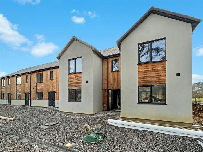 4 Bedroom Property For Sale In Kennicott Place, Ashburton Road, Totnes, TQ9