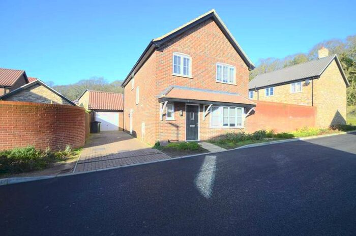 4 Bedroom Detached House To Rent In Piccoli Close, Norwich, NR8