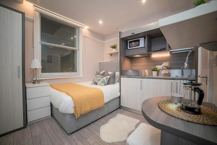 Studio To Rent In London Street, London, W2