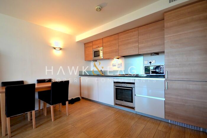 2 Bedroom Flat To Rent In Newton Lodge, West Parkside, London, SE10