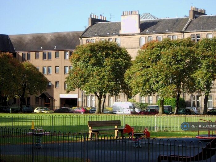 2 Bedroom Flat To Rent In Murieston Place, Edinburgh, EH11