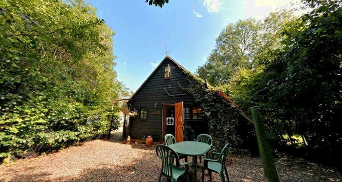 2 Bedroom Cottage To Rent In Long Road East, Dedham, CO7